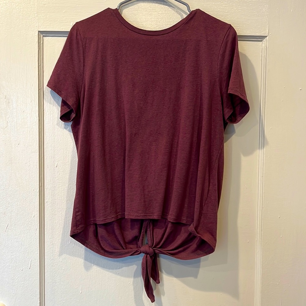 Plum colored Madewell T-shirt with tie